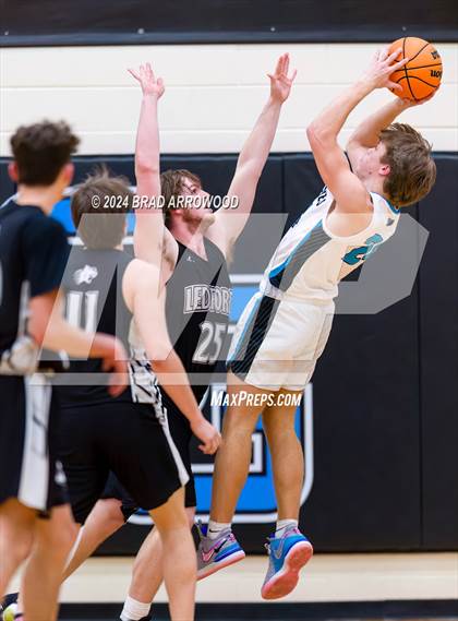 Thumbnail 1 in Ledford @ Oak Grove photogallery.