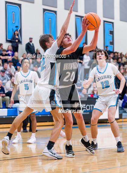 Thumbnail 3 in Ledford @ Oak Grove photogallery.