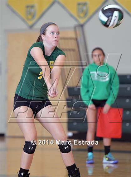 Thumbnail 3 in Carrollwood Day vs Shorecrest photogallery.