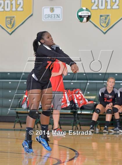 Thumbnail 3 in Carrollwood Day vs Shorecrest photogallery.