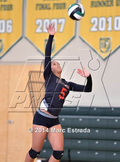 Thumbnail 1 in Carrollwood Day vs Shorecrest photogallery.