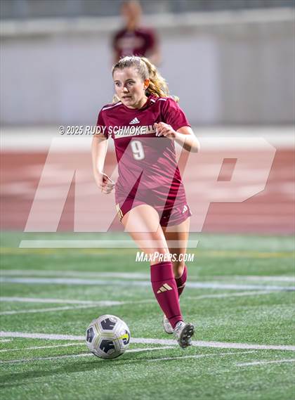 Thumbnail 3 in Carlsbad @ Mission Hills (CIF San Diego Division 1 - Quarterfinals) photogallery.
