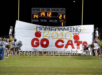Thumbnail 1 in El Camino @ Whitney photogallery.