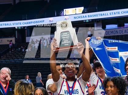 Thumbnail 1 in New Hanover vs North Mecklenburg (NCHSAA 4A Final Awards) photogallery.