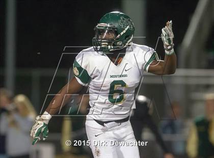 Thumbnail 1 in Palos Verdes vs. Mira Costa photogallery.