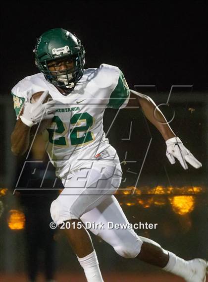 Thumbnail 1 in Palos Verdes vs. Mira Costa photogallery.