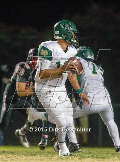 Thumbnail 3 in Palos Verdes vs. Mira Costa photogallery.