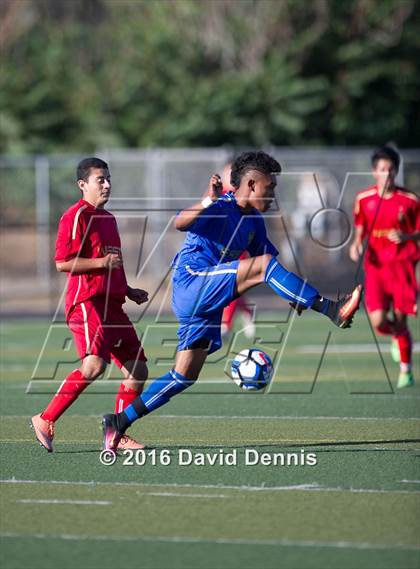 Thumbnail 1 in East vs West (Central Section All-Star) photogallery.
