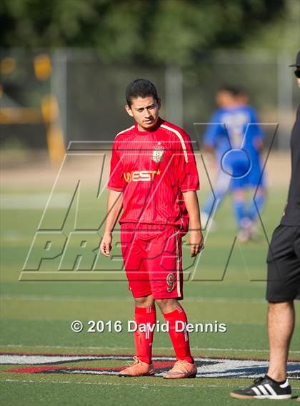 Thumbnail 3 in East vs West (Central Section All-Star) photogallery.