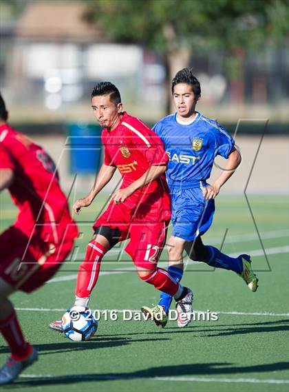 Thumbnail 1 in East vs West (Central Section All-Star) photogallery.