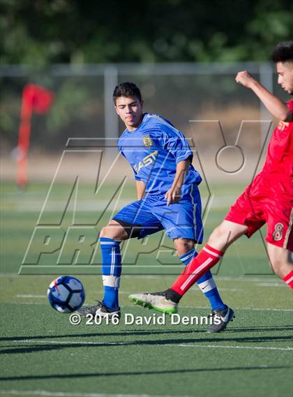 Thumbnail 3 in East vs West (Central Section All-Star) photogallery.