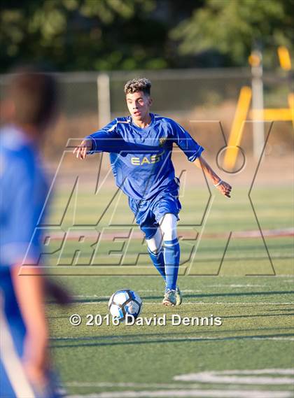 Thumbnail 3 in East vs West (Central Section All-Star) photogallery.