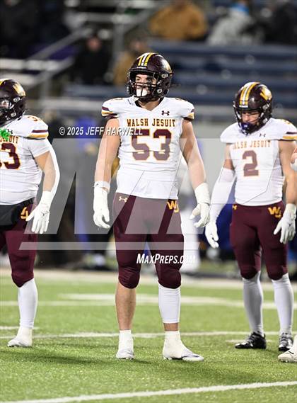 Thumbnail 2 in Avon vs. Walsh Jesuit (OHSAA Division 2 Semifinal) photogallery.