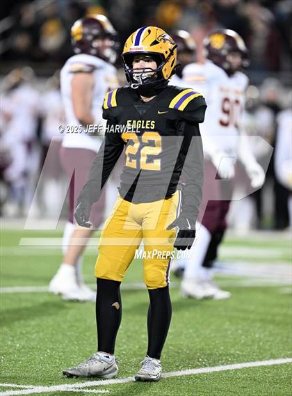 Thumbnail 2 in Avon vs. Walsh Jesuit (OHSAA Division 2 Semifinal) photogallery.