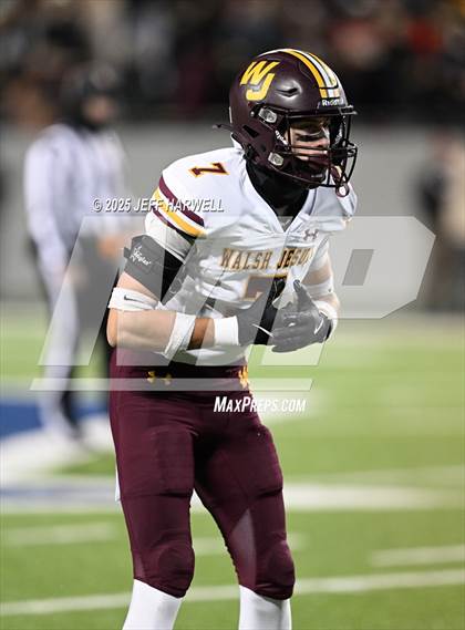 Thumbnail 2 in Avon vs. Walsh Jesuit (OHSAA Division 2 Semifinal) photogallery.