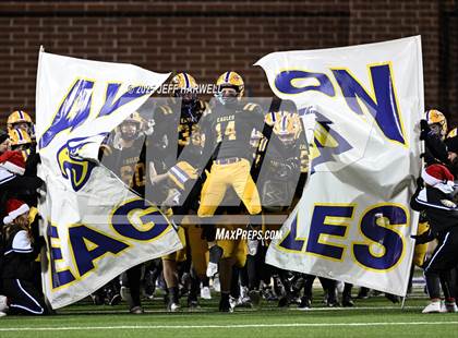 Thumbnail 2 in Avon vs. Walsh Jesuit (OHSAA Division 2 Semifinal) photogallery.