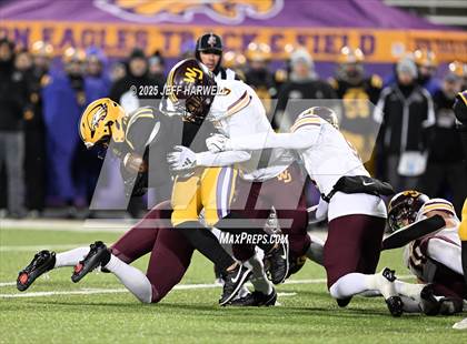 Thumbnail 1 in Avon vs. Walsh Jesuit (OHSAA Division 2 Semifinal) photogallery.