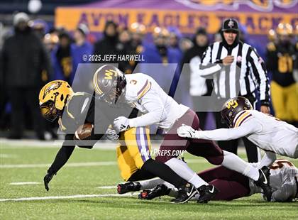 Thumbnail 2 in Avon vs. Walsh Jesuit (OHSAA Division 2 Semifinal) photogallery.