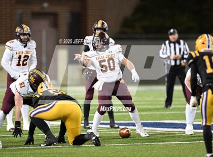 Thumbnail 3 in Avon vs. Walsh Jesuit (OHSAA Division 2 Semifinal) photogallery.