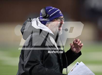 Thumbnail 3 in Avon vs. Walsh Jesuit (OHSAA Division 2 Semifinal) photogallery.