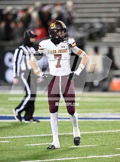 Thumbnail 3 in Avon vs. Walsh Jesuit (OHSAA Division 2 Semifinal) photogallery.