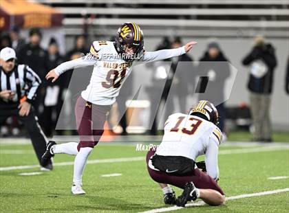 Thumbnail 3 in Avon vs. Walsh Jesuit (OHSAA Division 2 Semifinal) photogallery.
