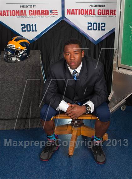 Thumbnail 3 in Bellevue (Preseason Top 25 Photo Shoot) photogallery.