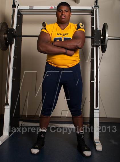 Thumbnail 1 in Bellevue (Preseason Top 25 Photo Shoot) photogallery.
