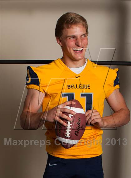 Thumbnail 2 in Bellevue (Preseason Top 25 Photo Shoot) photogallery.