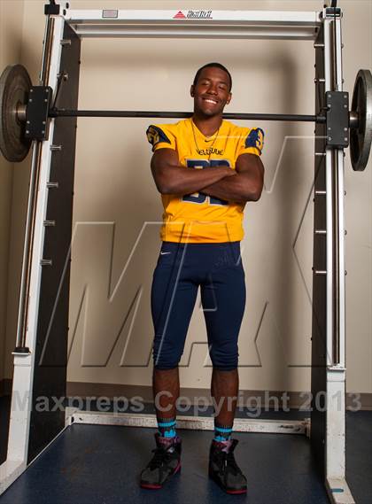 Thumbnail 1 in Bellevue (Preseason Top 25 Photo Shoot) photogallery.