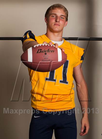 Thumbnail 2 in Bellevue (Preseason Top 25 Photo Shoot) photogallery.