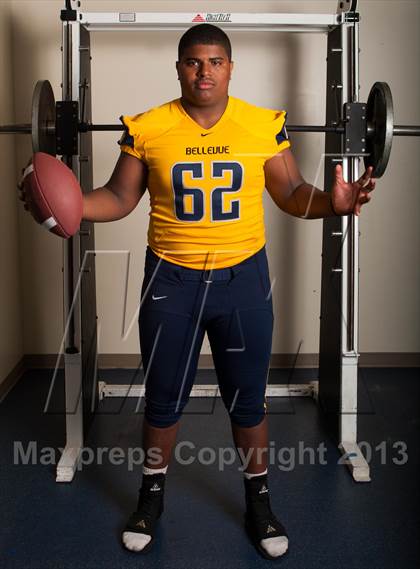 Thumbnail 3 in Bellevue (Preseason Top 25 Photo Shoot) photogallery.