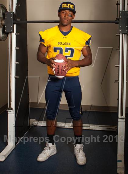Thumbnail 2 in Bellevue (Preseason Top 25 Photo Shoot) photogallery.