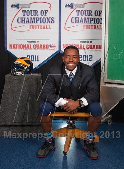 Thumbnail 3 in Bellevue (Preseason Top 25 Photo Shoot) photogallery.