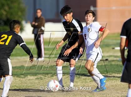 Thumbnail 3 in Harvard-Westlake vs. San Fernando (Hart Tournament) photogallery.