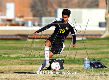 Thumbnail 2 in Harvard-Westlake vs. San Fernando (Hart Tournament) photogallery.