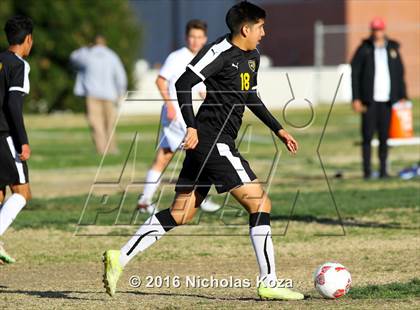 Thumbnail 1 in Harvard-Westlake vs. San Fernando (Hart Tournament) photogallery.