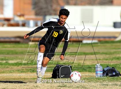 Thumbnail 3 in Harvard-Westlake vs. San Fernando (Hart Tournament) photogallery.