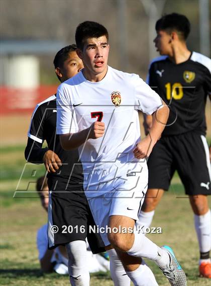 Thumbnail 2 in Harvard-Westlake vs. San Fernando (Hart Tournament) photogallery.
