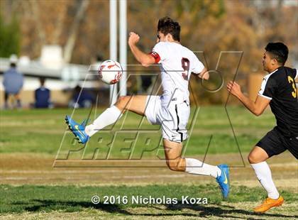 Thumbnail 3 in Harvard-Westlake vs. San Fernando (Hart Tournament) photogallery.