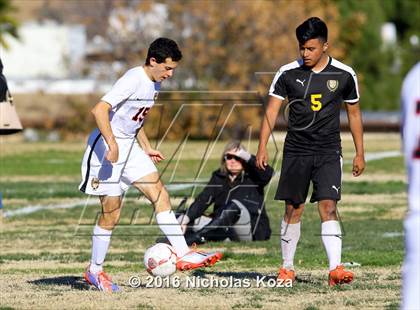 Thumbnail 3 in Harvard-Westlake vs. San Fernando (Hart Tournament) photogallery.
