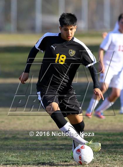 Thumbnail 1 in Harvard-Westlake vs. San Fernando (Hart Tournament) photogallery.