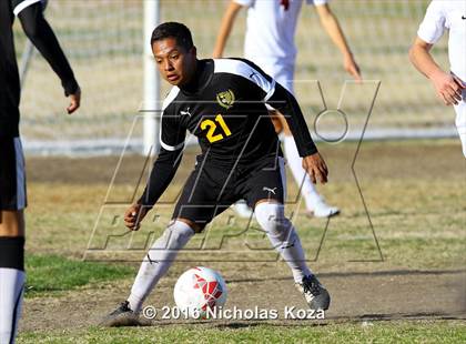 Thumbnail 1 in Harvard-Westlake vs. San Fernando (Hart Tournament) photogallery.