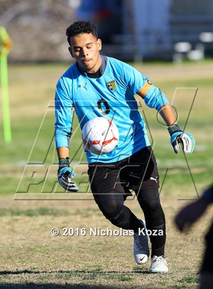 Thumbnail 2 in Harvard-Westlake vs. San Fernando (Hart Tournament) photogallery.