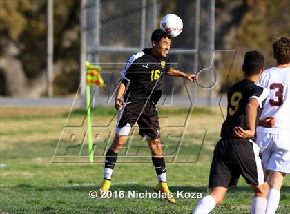 Thumbnail 3 in Harvard-Westlake vs. San Fernando (Hart Tournament) photogallery.