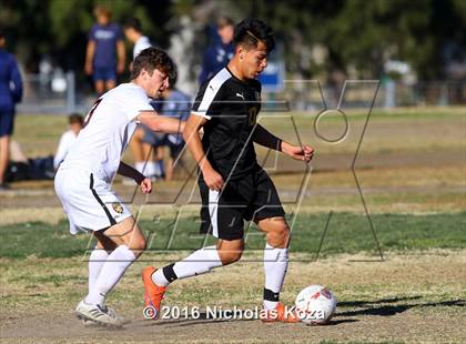 Thumbnail 3 in Harvard-Westlake vs. San Fernando (Hart Tournament) photogallery.