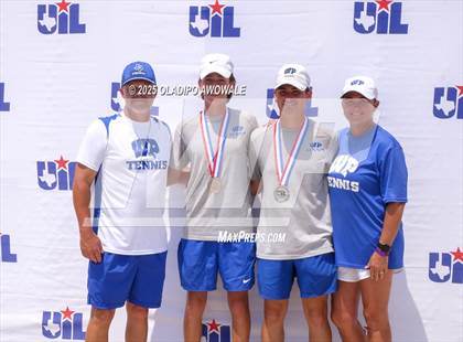 Thumbnail 2 in UIL 4A Boys Tennis Finals (Awards) photogallery.