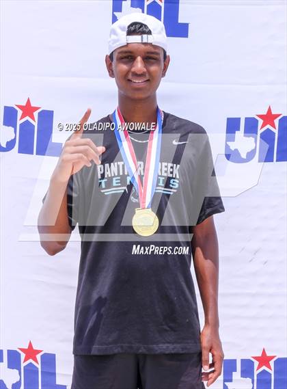 Thumbnail 2 in UIL 4A Boys Tennis Finals (Awards) photogallery.