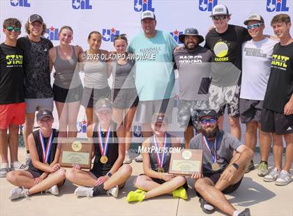 Thumbnail 2 in UIL 4A Boys Tennis Finals (Awards) photogallery.