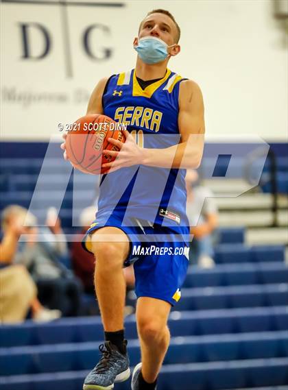 Thumbnail 3 in Serra @  Bellarmine College Prep photogallery.